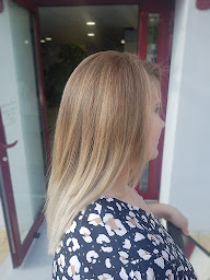 Photo n°12 de Carine Chaulet Coiffure à Puymiclan (Salon de coiffure)