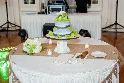 Crazy Cakes and Sweets