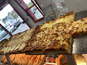 Photo n°14 de Dans l’petrin réguinois à Réguiny (Boulangerie)
