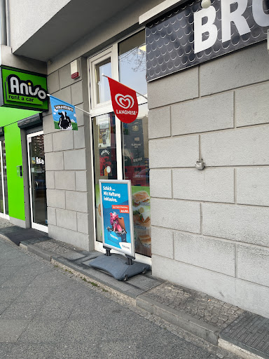 Mini Markt und Bäckerei