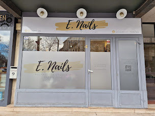 Photo n°2 de E. Nails à Draguignan (Institut de beauté)
