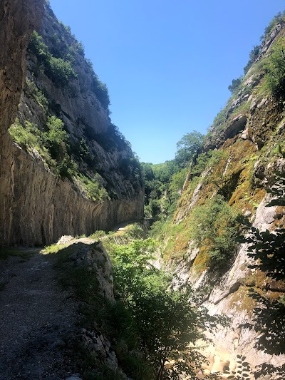 Ulukaya Falls and Canyon