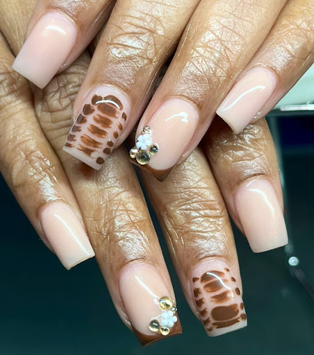 Polished Beauty Parlor NAILS - Thumbnail
