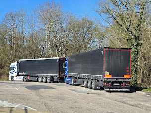 Photo n°3 de Transports STJL à Tournes (Service de transport)