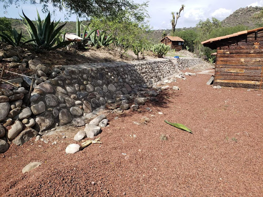 Cabañas y estanques "CHANITO " - Thumbnail