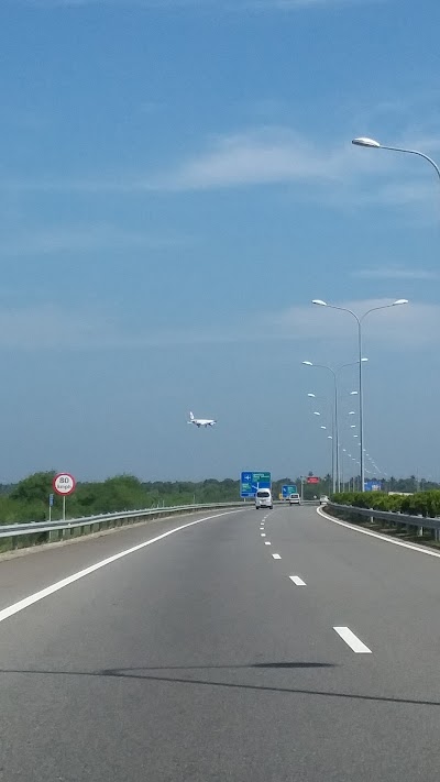 Photos of Katunayake Expressway Bus Stop