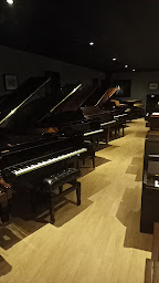 Photo n°24 de LE SHOWROOM BY DE BEER à Lisses (Magasin de pianos)