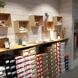 Photo n°4 de Les souliers d'Emilie à Audierne (Magasin de chaussures)