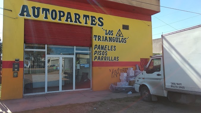 Autopartes Los Triangulos, Author: DamianELCHULo