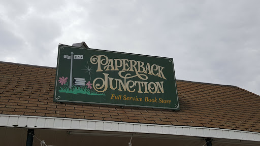 Paperback Junction - Visual