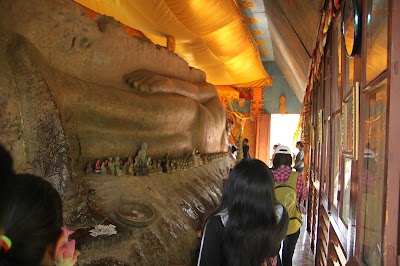 Photos of Preah Ang Thom Pagoda