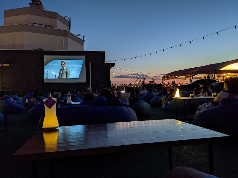 Кінотеатр Sunset Cinema