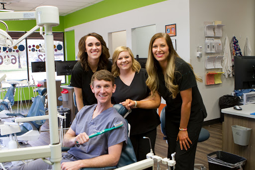 Happy Smiles Dentistry - Tupelo