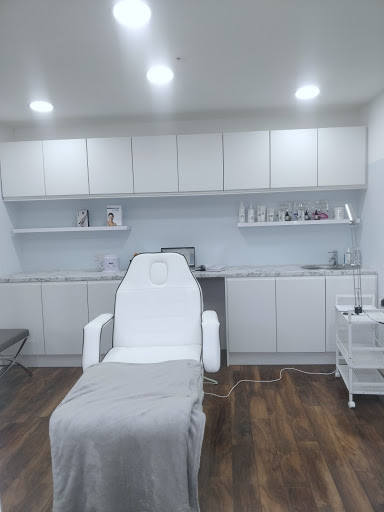KMK Advanced Beauty and Training - Thumbnail
