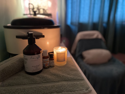 Chic Cheeks Holistic Therapies