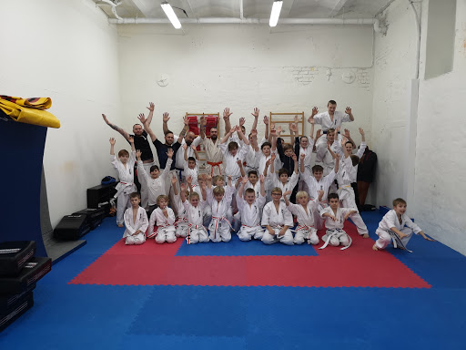 Modum Kampsport | Fullkontakt karate & BJJ