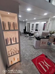 Photo n°15 de Best Cut Paris à Limoges (Salon de coiffure)