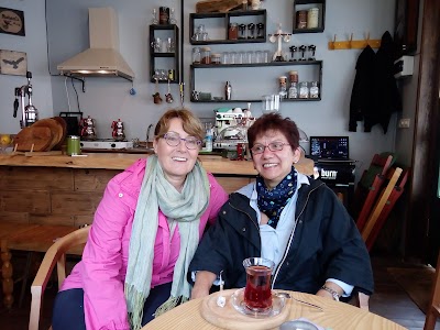 Photos of Yeldeğirmeni Sanat