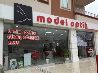 Photos of Model Optik