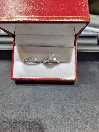 John's Diamonds - Visual