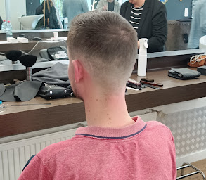 Photo n°8 de Liss' Coiffure- coiffeur mixte sur Bousbecque à Bousbecque (Centre de bien-être)