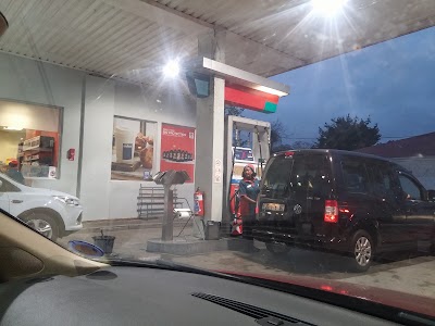 Photos of Daniels Service Station