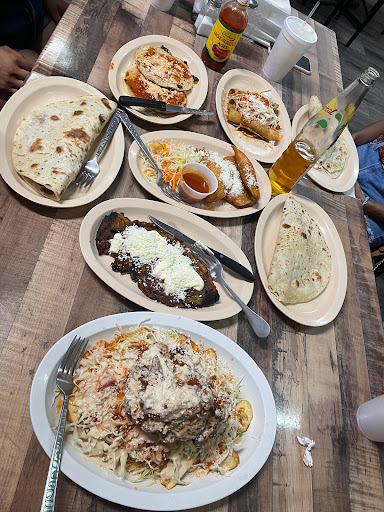 Andrea's Cafeteria - Thumbnail