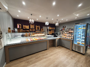 Photo n°1 de L'Atelier De Julie à Franois (Boulangerie)