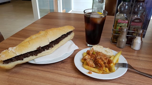 Restaurante "La mora"