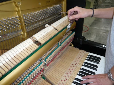 新響楽器ピアノ工房