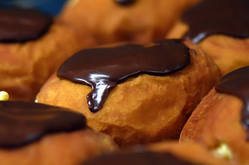 Congdon's Doughnuts - Visual
