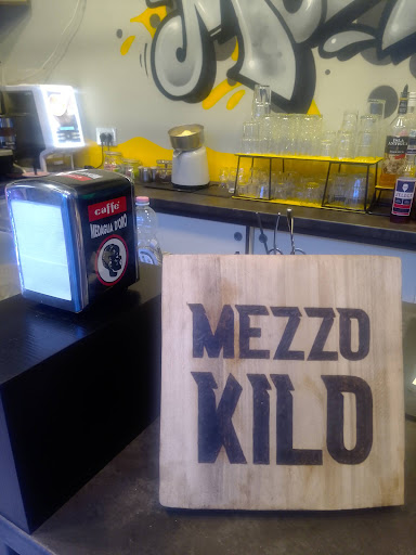 MezzoKilo - Visual