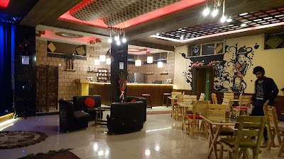 Farhang Cafe - کافه فرهنگ