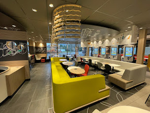 Photo n°21 de McDonald's à Brives-Charensac (Sandwicherie)