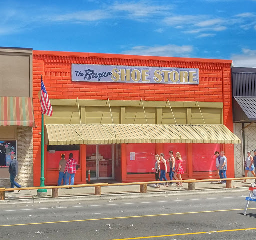 Baza'r Shoe Store