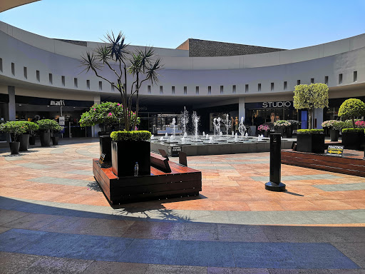 Domino's Plaza Agora Gallery - Mexico