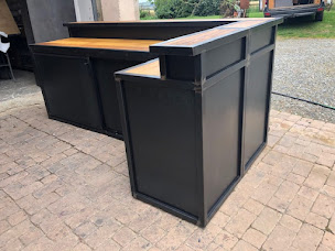 Photo n°16 de Brocantetendance à Saint-Pierre (Magasin de meubles d'occasion)