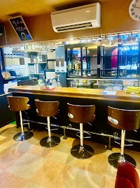 karaoke lounge Madonna