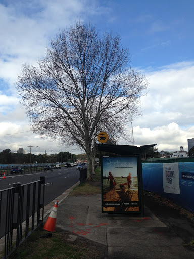 Alison Rd before Doncaster Ave