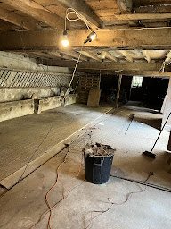 Photo n°28 de Entreprise de Débarras & Antiquité de Dijon 21 Saint-Apollinaire à Saint-Apollinaire (Magasin d'antiquités)