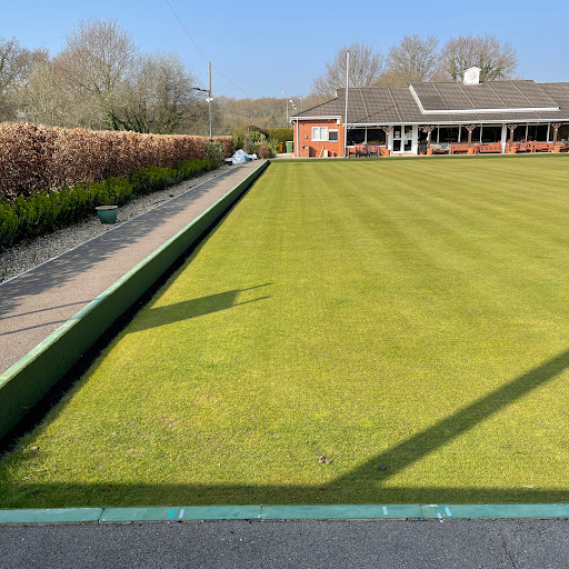 West Moors Memorial Bowls Club Logo