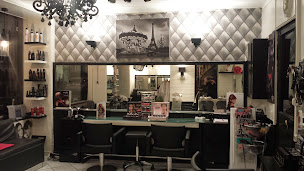 Photo n°21 de Kelly D. à Paris (Salon de coiffure)