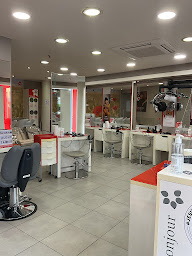 Photo n°2 de Saint Algue - Coiffeur Limoges à Limoges (Magasin de cosmétiques)