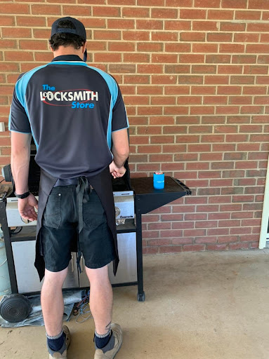 The Locksmith Store - Visual