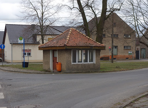 Bushaltestelle Gasthaus, Dubro - Thumbnail