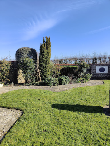 Ford airfield memorial - Thumbnail