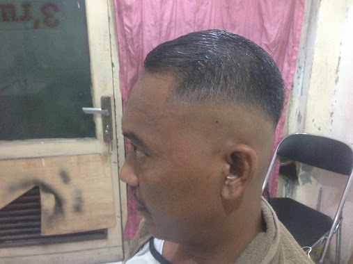 pangkas rambut Hafiz, Author: Ichan Ajja