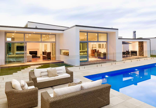 RE/MAX Real Estate - Christopher Mesch - Thumbnail