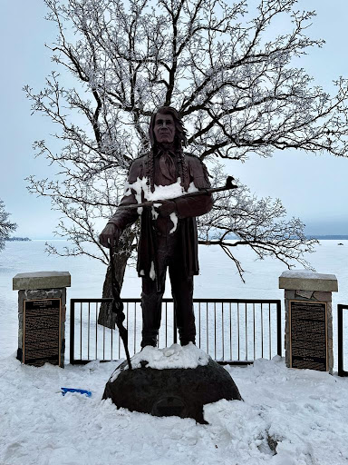 Shaynowishkung Statue - Thumbnail
