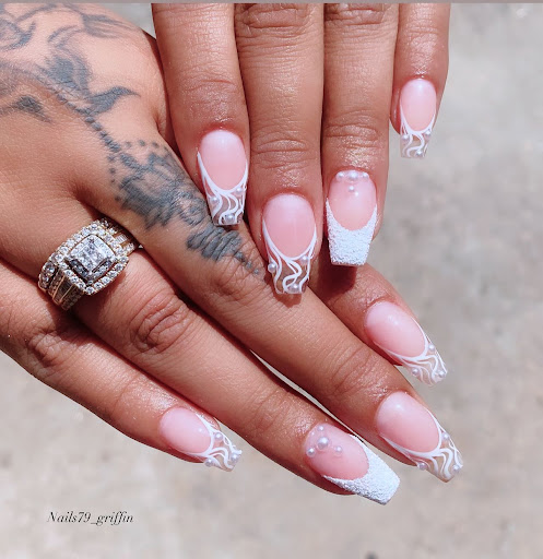 NAILS 79 - Visual